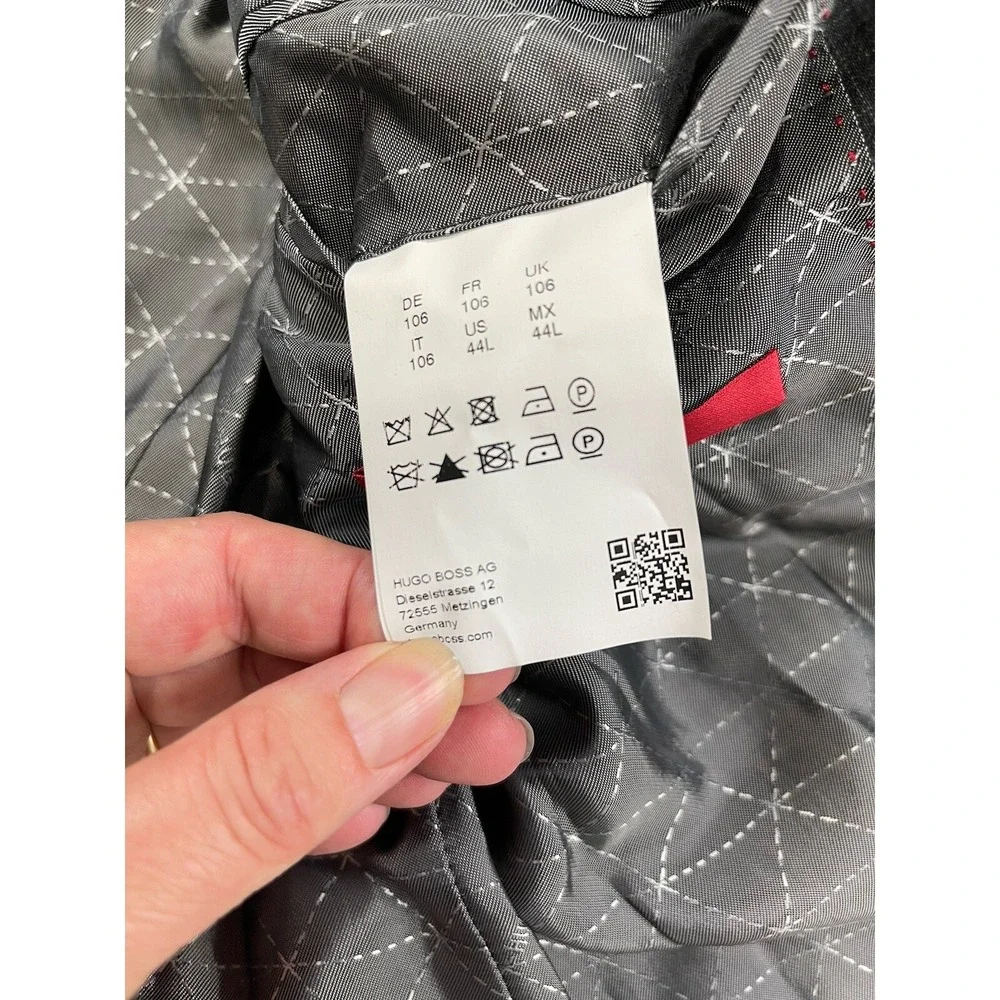 Hugo Boss Mens Blazer 44L Gray Plaid 100% Wool Sport Coat Evening Wedding Easter